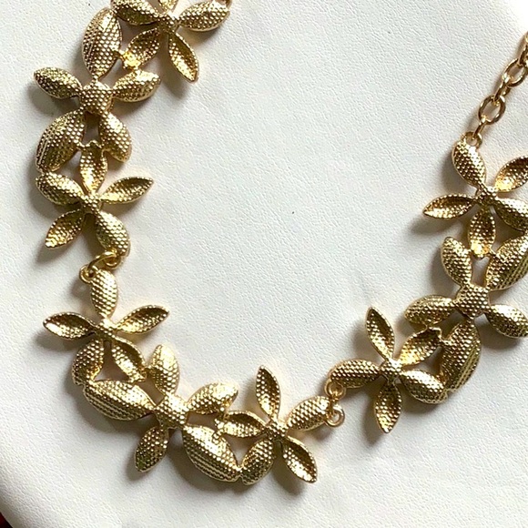 New York & Company Navy Replica Retro Necklace. - Picture 8 of 8